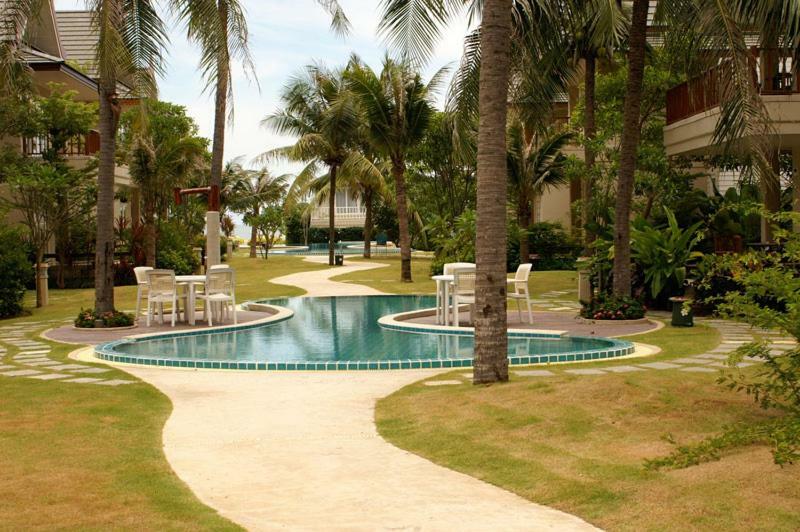 Baan Talay Samran 4 Bedrooms Villa With Beach And 3 Pools Csaam Kültér fotó
