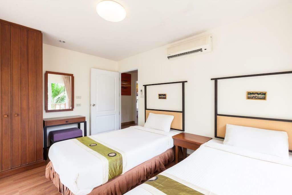 Baan Talay Samran 4 Bedrooms Villa With Beach And 3 Pools Csaam Kültér fotó