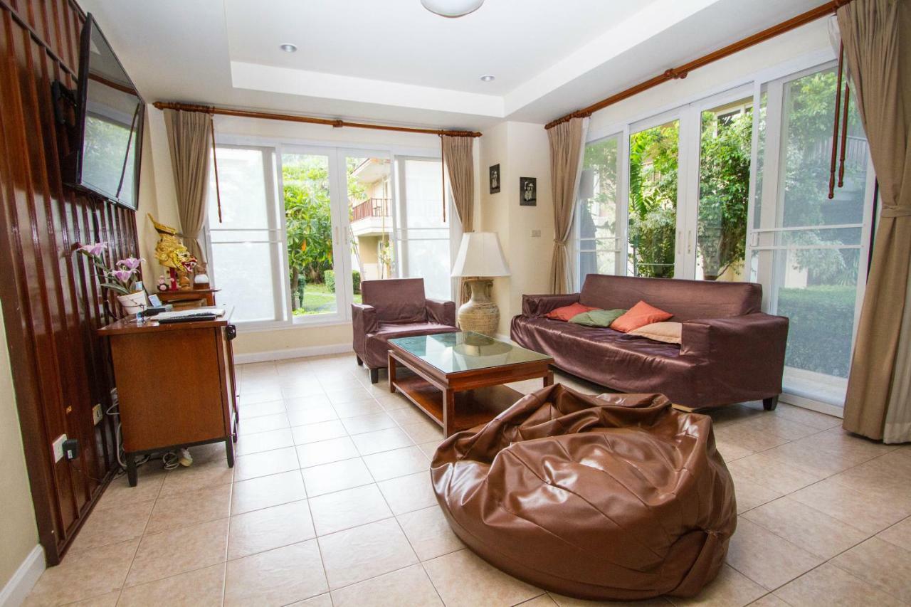 Baan Talay Samran 4 Bedrooms Villa With Beach And 3 Pools Csaam Kültér fotó